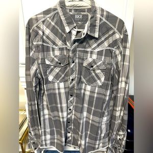 Men’s BKE dress shirt